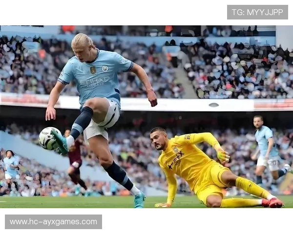 哈兰德精准头球，曼城连下三城