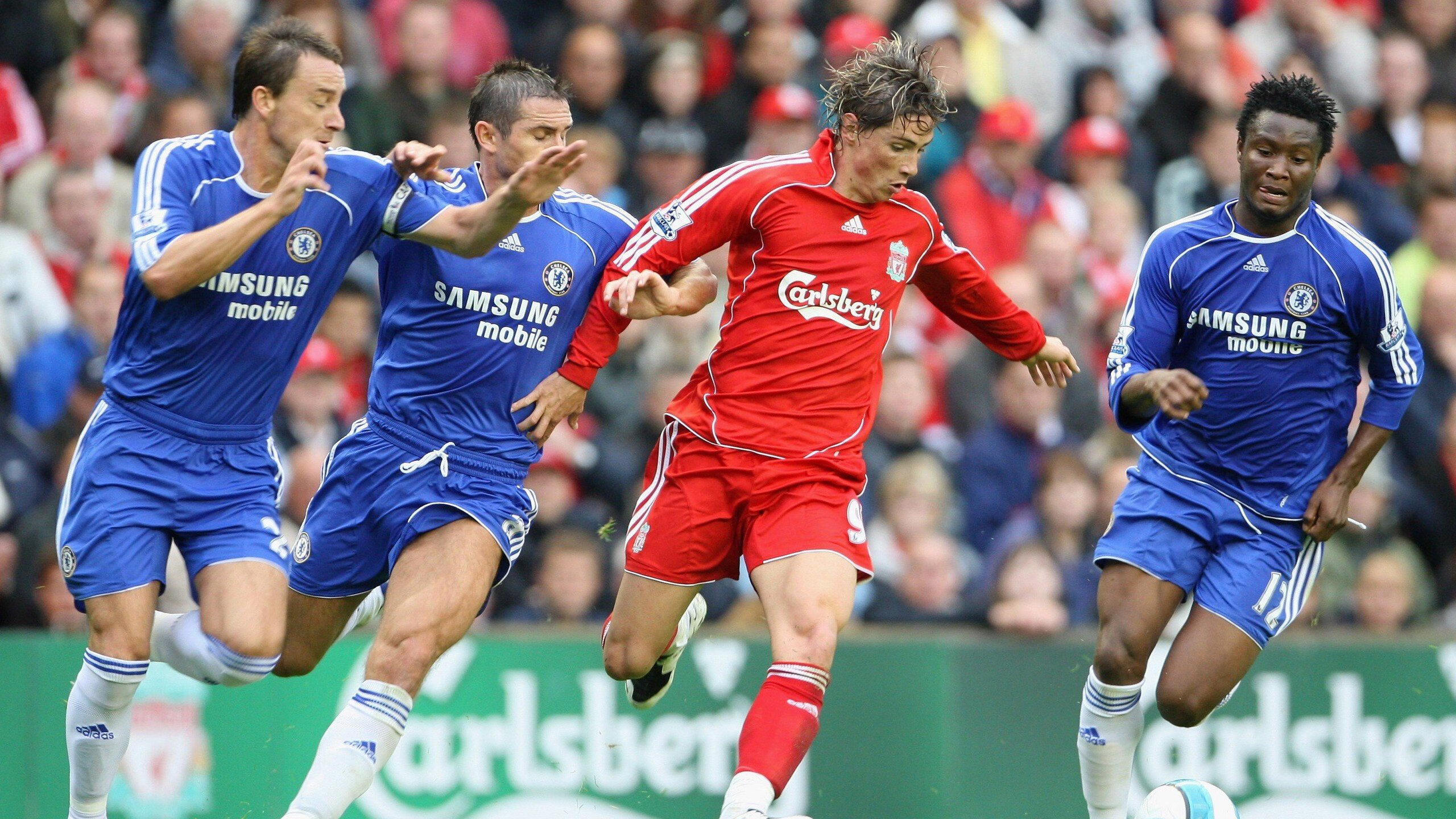 AIYOUXI.COM-《堡垒之夜》“未来幻想”系列赛，创意爆棚引发热潮！